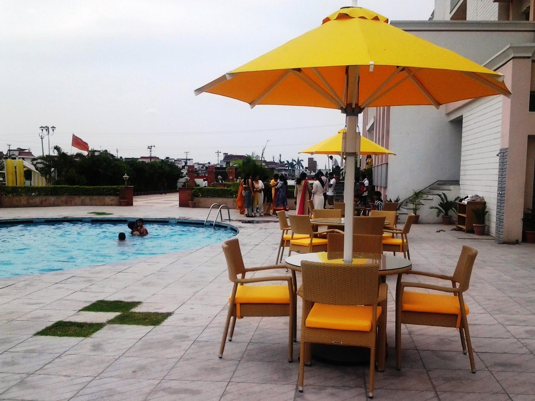 Hotel Sobti Continental Rudrapur Εξωτερικό φωτογραφία